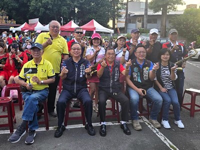 「九九重陽敬老尊賢聯歡晚會」合照